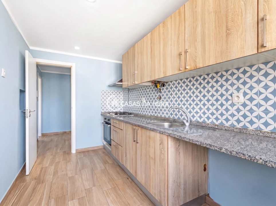 Apartamento T4 para Arrendamento em Benfica Foto 12