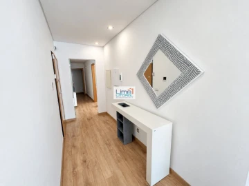 Apartamento T3 para Arrendamento em Marrazes e Barosa
