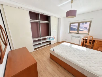 Apartamento T3 para Arrendamento em Marrazes e Barosa