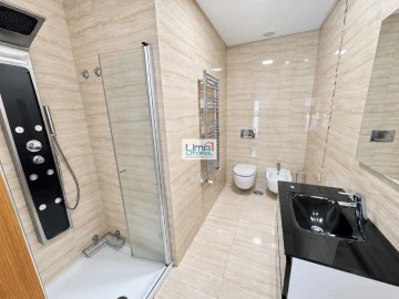 Apartamento T3 para Arrendamento em Marrazes e Barosa