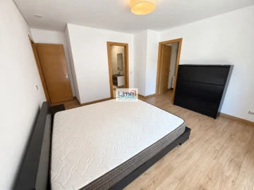 Apartamento T3 para Arrendamento em Marrazes e Barosa