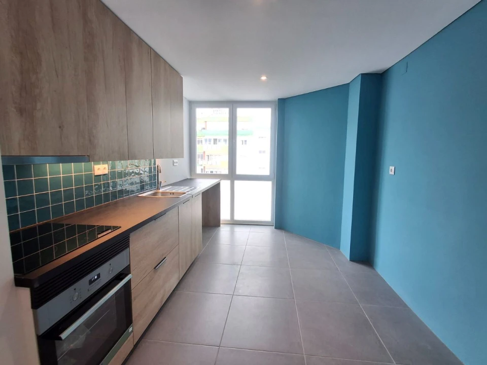 Apartamento T3 para Arrendamento em Oeiras e São Julião da Barra, Paço de Arcos e Caxias Foto 11
