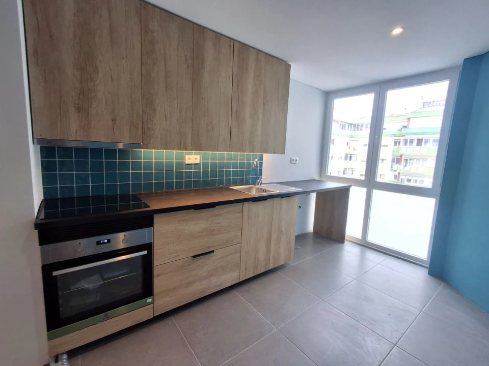 Apartamento T3 para Arrendamento em Oeiras e São Julião da Barra, Paço de Arcos e Caxias Foto 12