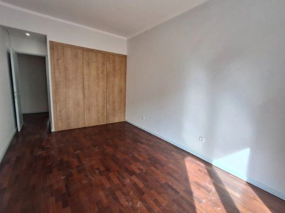 Apartamento T3 para Arrendamento em Oeiras e São Julião da Barra, Paço de Arcos e Caxias Foto 15