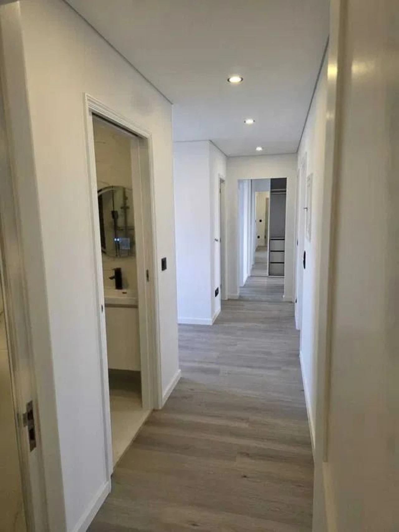 Apartamento T1 para Venda em São Mamede de Infesta e Senhora da Hora Foto 2