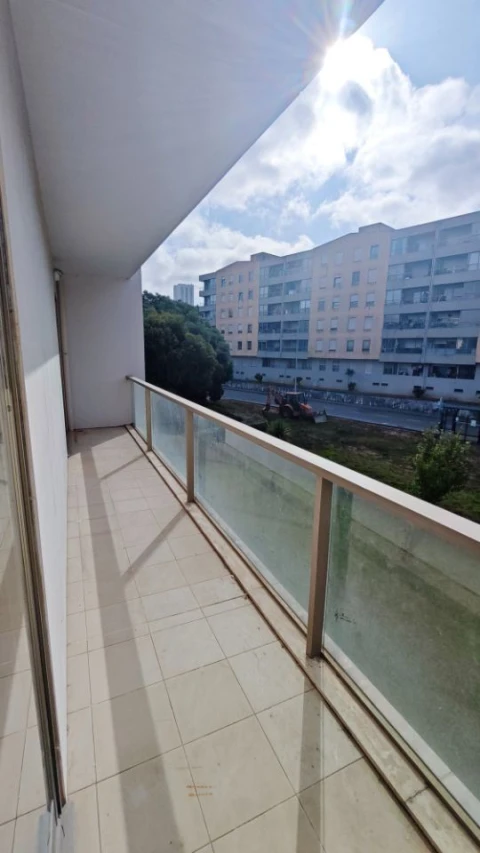 Apartamento T2 para Arrendamento em Santa Marinha e São Pedro da Afurada