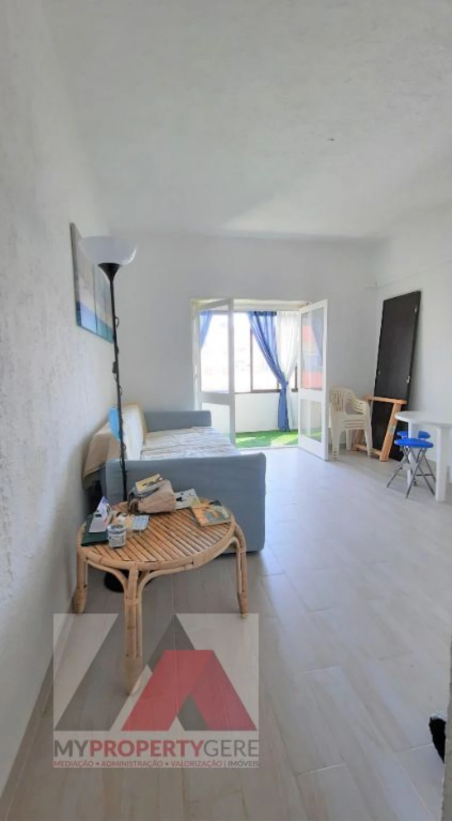 Apartamento T1 para Arrendamento em Silveira Foto 7