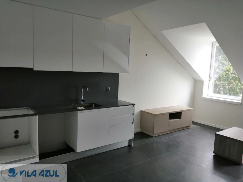 Apartamento T2 para Arrendamento em Cedofeita, Santo Ildefonso, Sé, Miragaia, São Nicolau e Vitória Foto 5