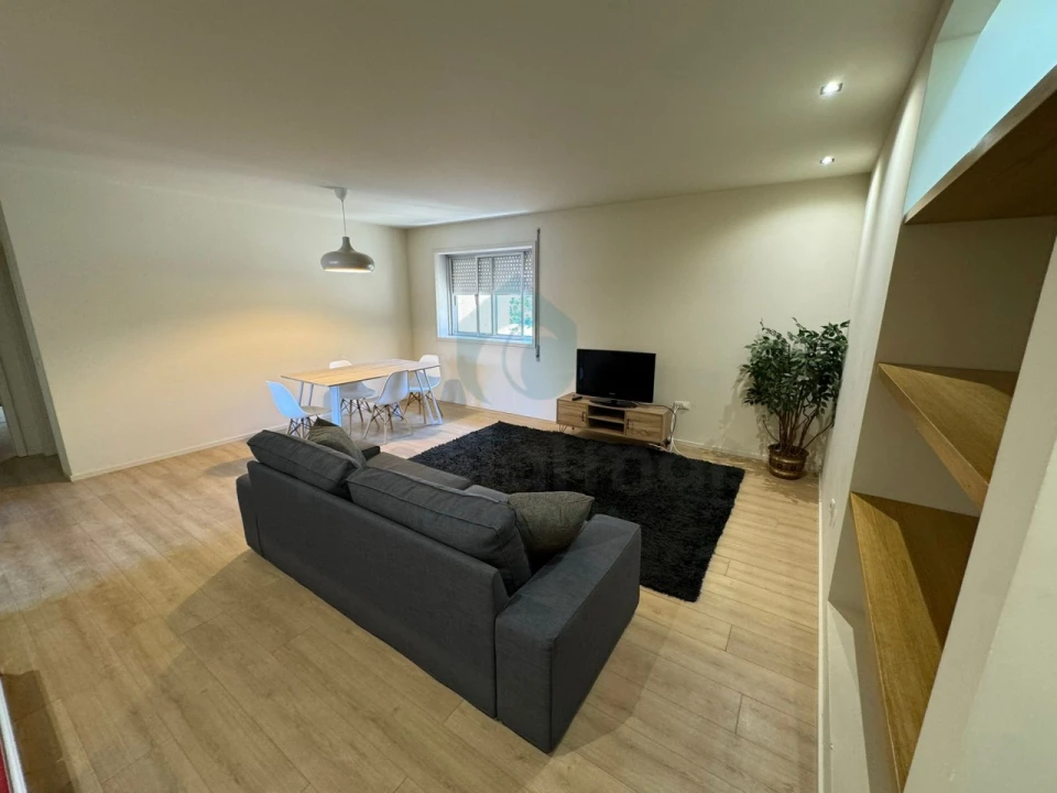 Apartamento T3 para Venda em Gulpilhares e Valadares Foto 3
