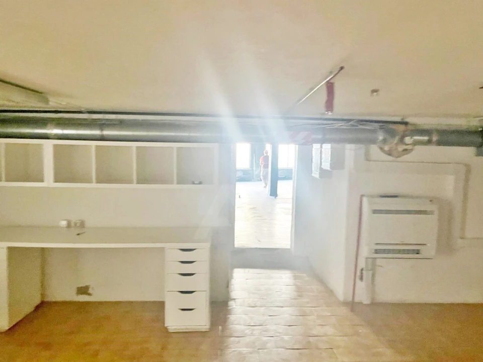 Loja para Venda em Loures Foto 9
