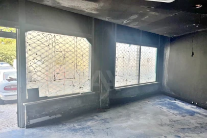 Loja para Venda em Loures