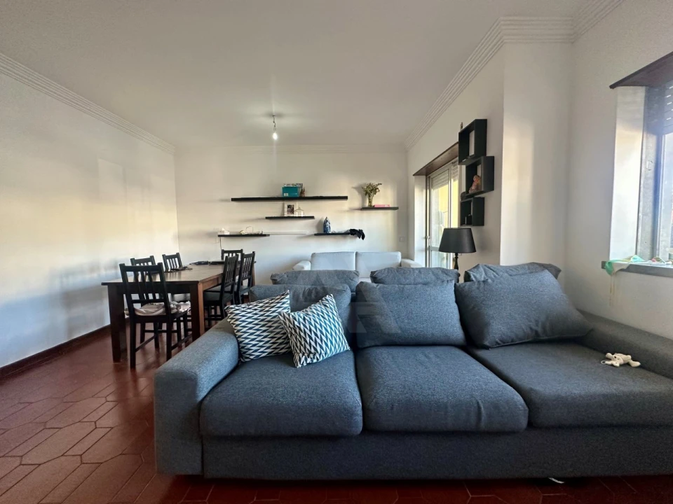 Apartamento T2 para Venda em Alcabideche Foto 3