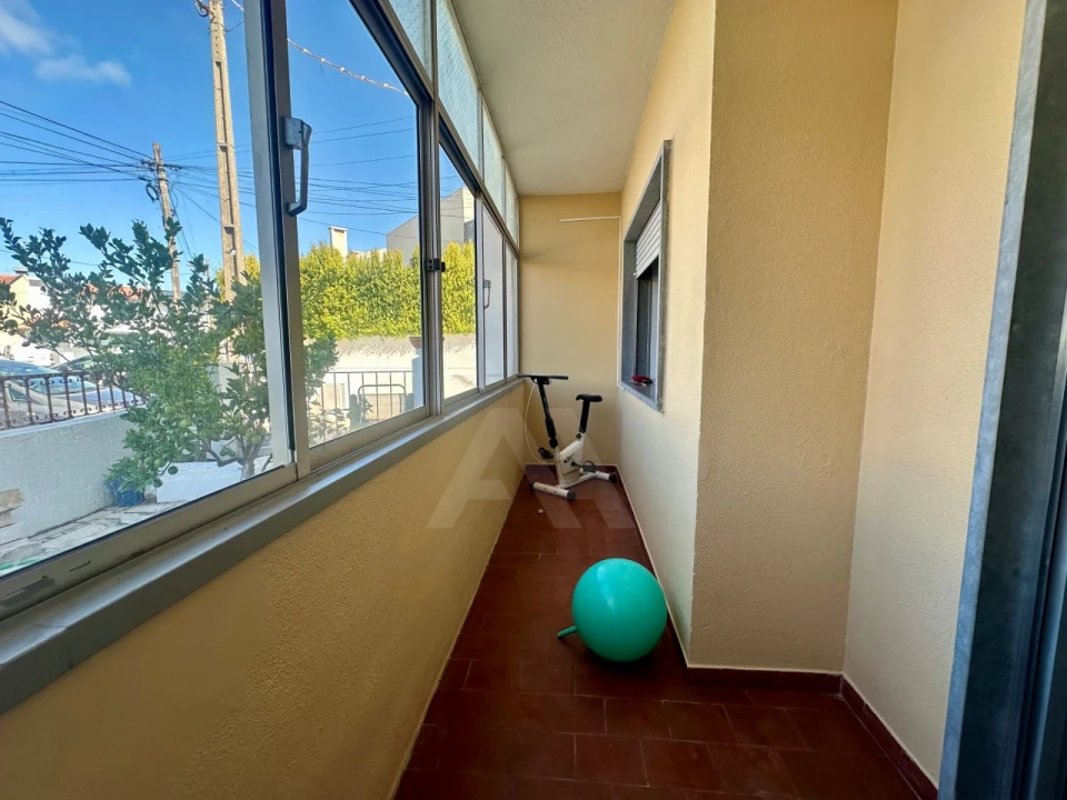Apartamento T2 para Venda em Alcabideche Foto 7