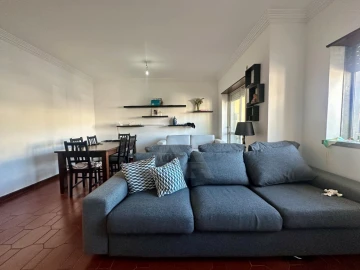 Apartamento T2 para Venda em Alcabideche