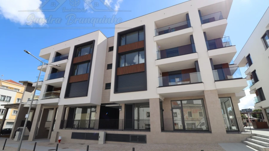 Apartamento T2 para Venda em Santa Maria, São Pedro e Matacães