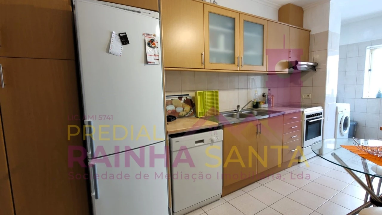 Apartamento T3 para Arrendamento em Eiras e São Paulo de Frades Foto 2