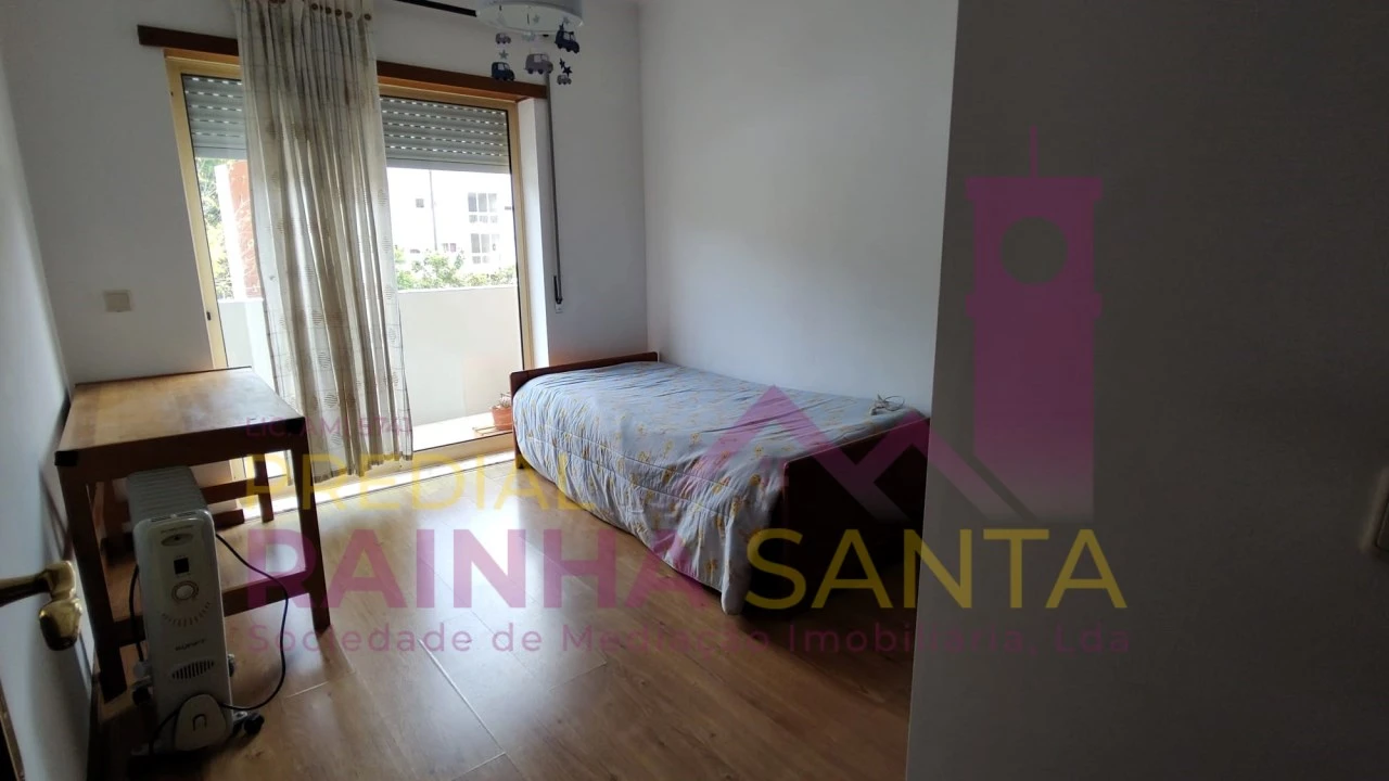 Apartamento T3 para Arrendamento em Eiras e São Paulo de Frades Foto 11