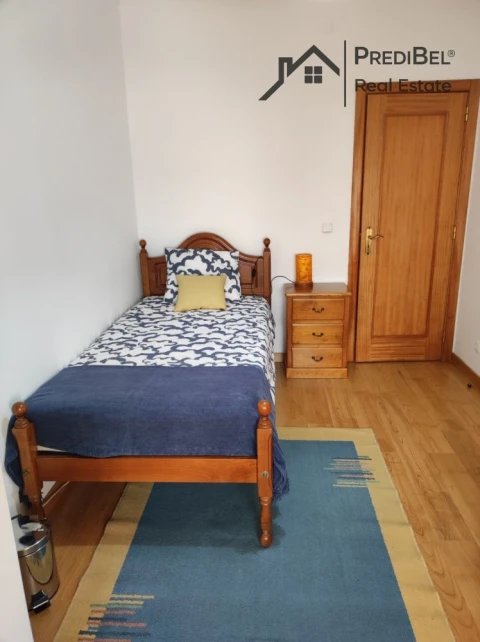 Apartamento T3 para Arrendamento em Venteira