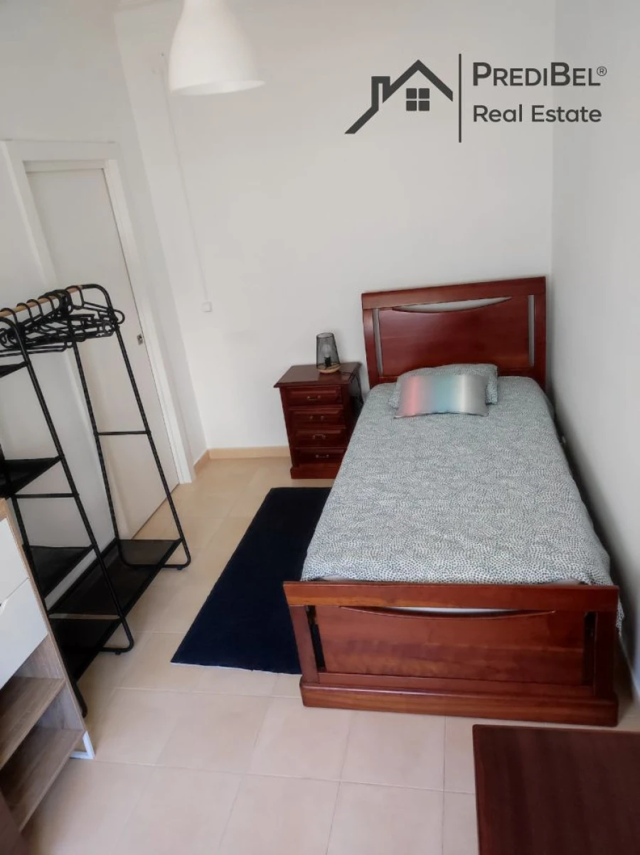 Apartamento T3 para Arrendamento em Venteira Foto 6