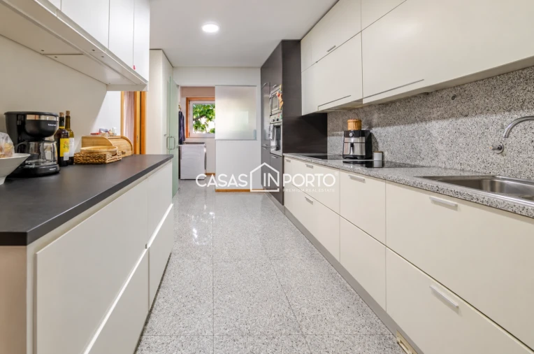 Apartamento T3 para Venda em Paranhos Foto 8