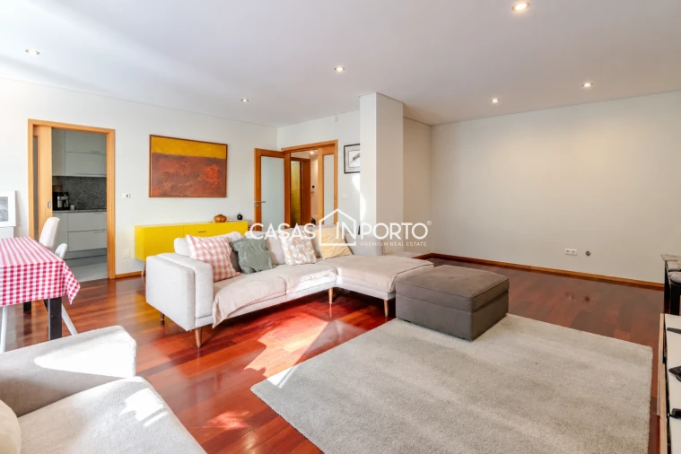 Apartamento T3 para Venda em Paranhos Foto 4