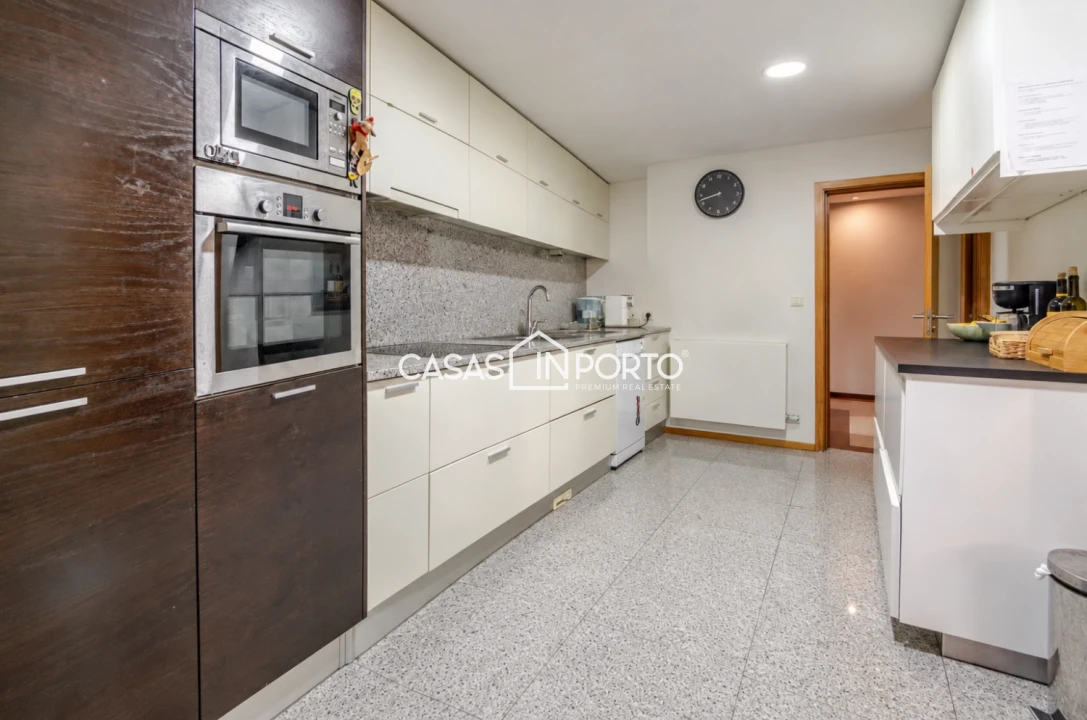 Apartamento T3 para Venda em Paranhos Foto 9