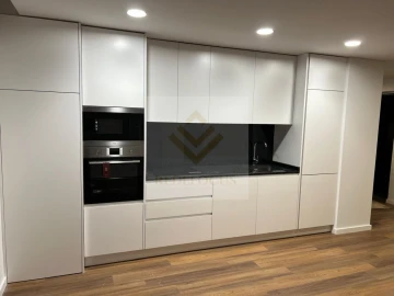 Apartamento T1 para Venda em Ferreiros e Gondizalves