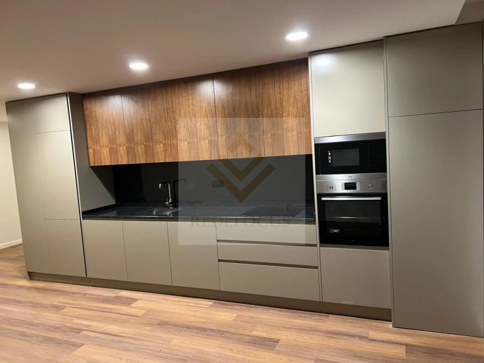 Apartamento T1 para Venda em Ferreiros e Gondizalves Foto 48