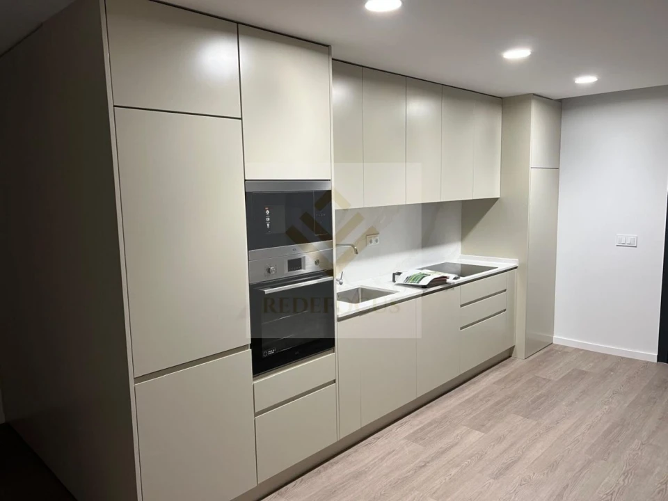 Apartamento T3 para Venda em Ferreiros e Gondizalves Foto 53