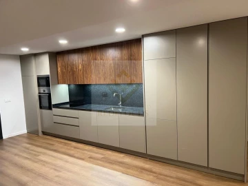 Apartamento T3 para Venda em Ferreiros e Gondizalves
