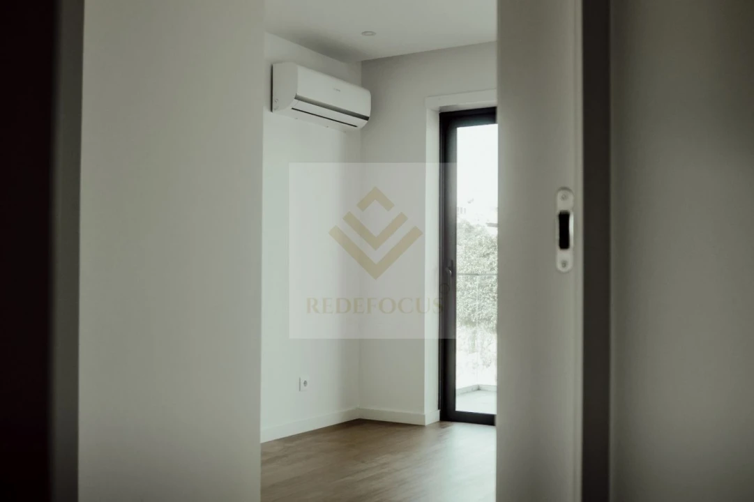 Apartamento T3 para Venda em Ferreiros e Gondizalves Foto 7