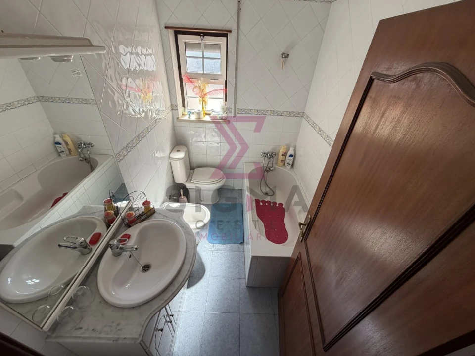 Moradia T3 para Venda em Vermelha Foto 6