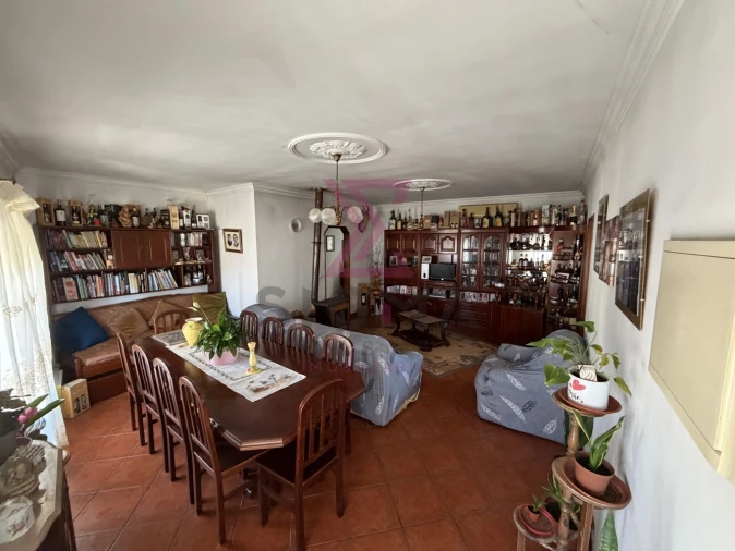Moradia T3 para Venda em Vermelha Foto 2