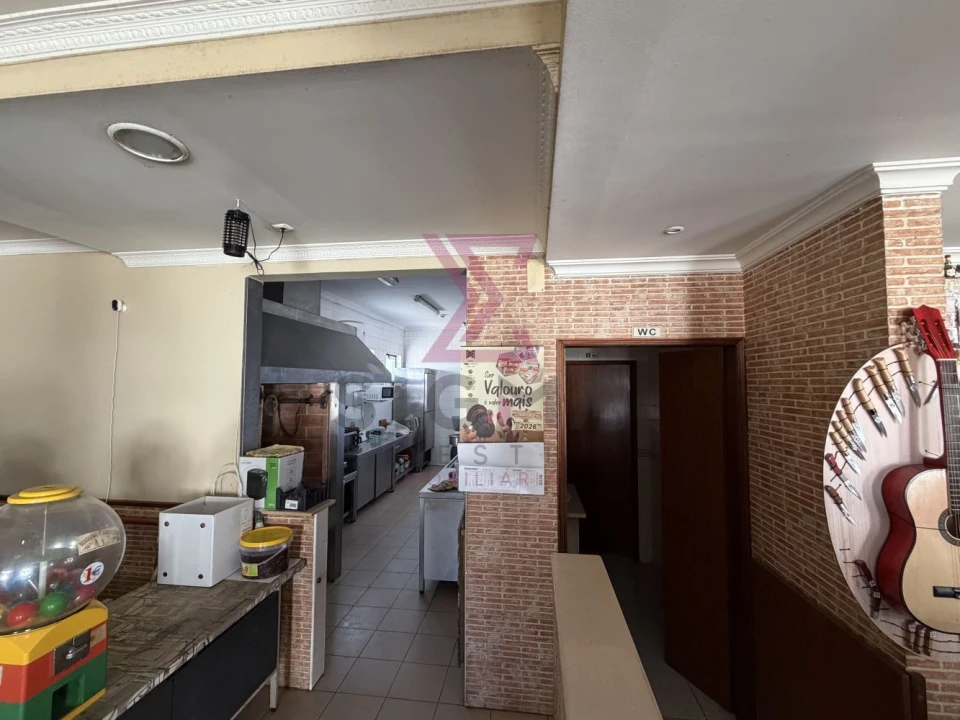 Moradia T3 para Venda em Vermelha Foto 18