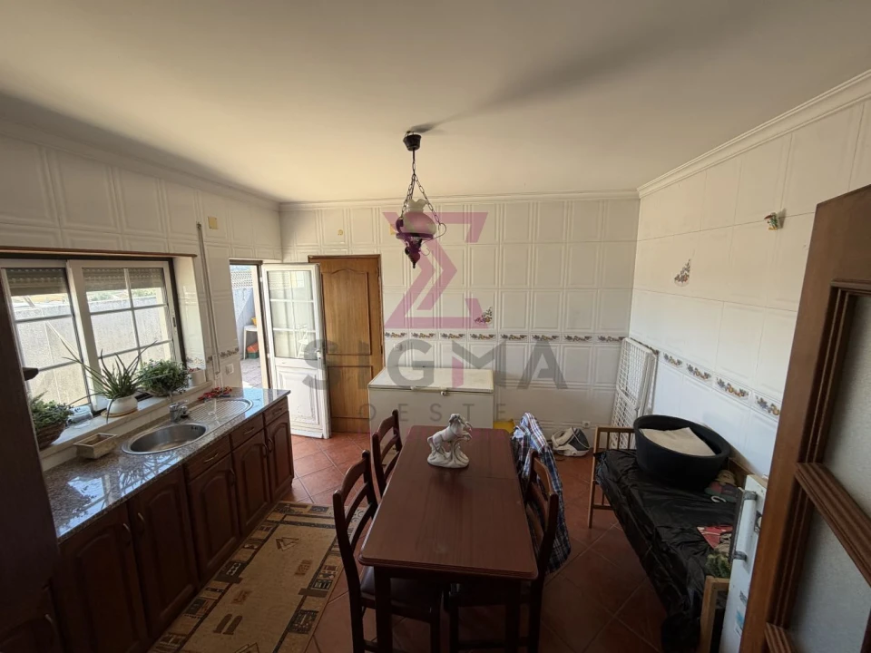 Moradia T3 para Venda em Vermelha Foto 4