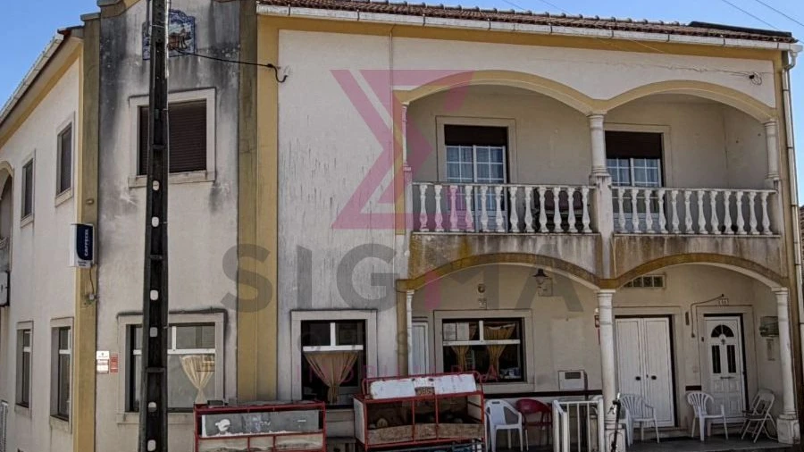 Moradia T3 para Venda em Vermelha