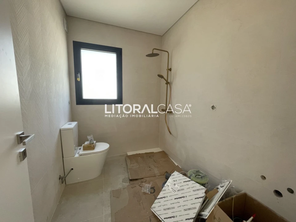 Moradia T3 para Venda em Febres Foto 9