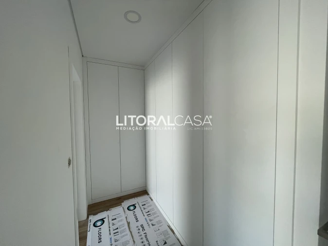 Moradia T3 para Venda em Febres Foto 11