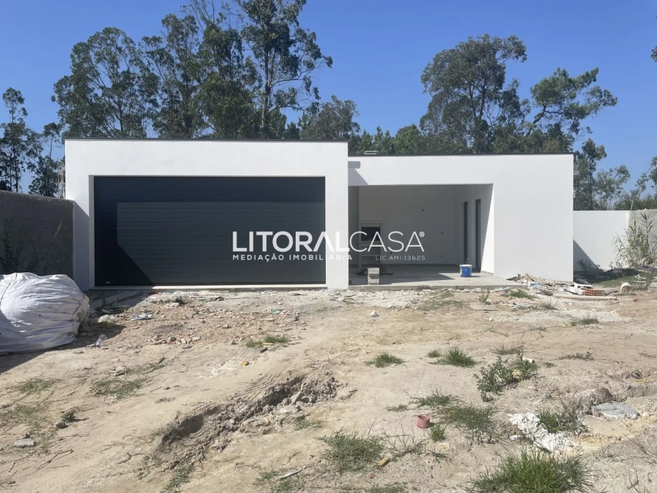 Moradia T3 para Venda em Febres Foto 25