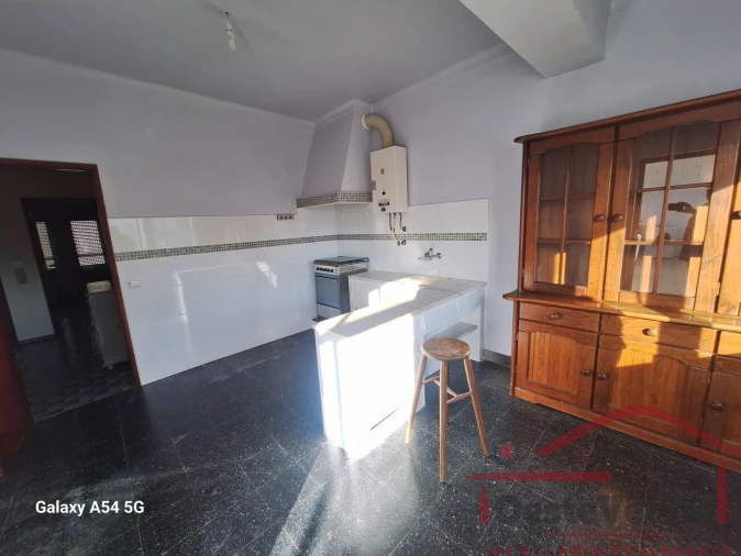 Apartamento T3 para Venda em Cadaval e Pêro Moniz Foto 3