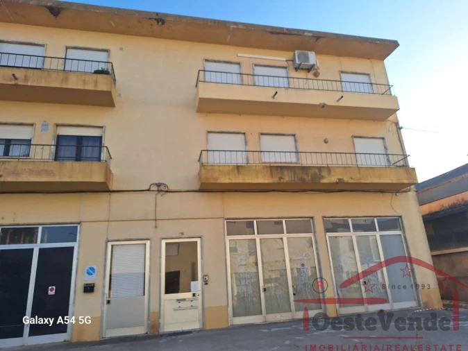 Apartamento T3 para Venda em Cadaval e Pêro Moniz Foto 34