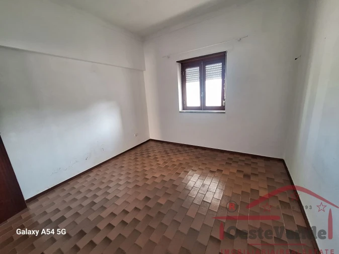 Apartamento T3 para Venda em Cadaval e Pêro Moniz Foto 16
