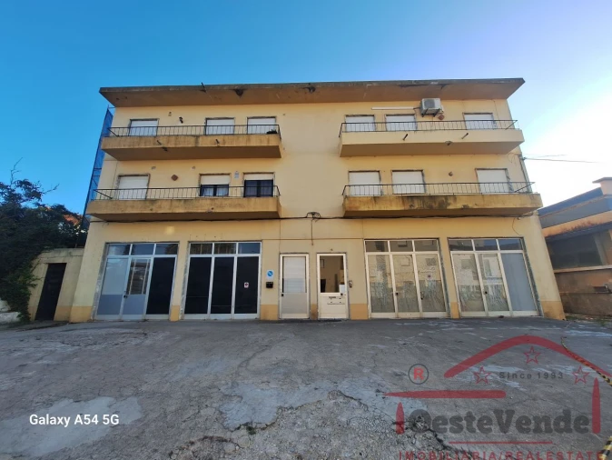 Apartamento T3 para Venda em Cadaval e Pêro Moniz Foto 35