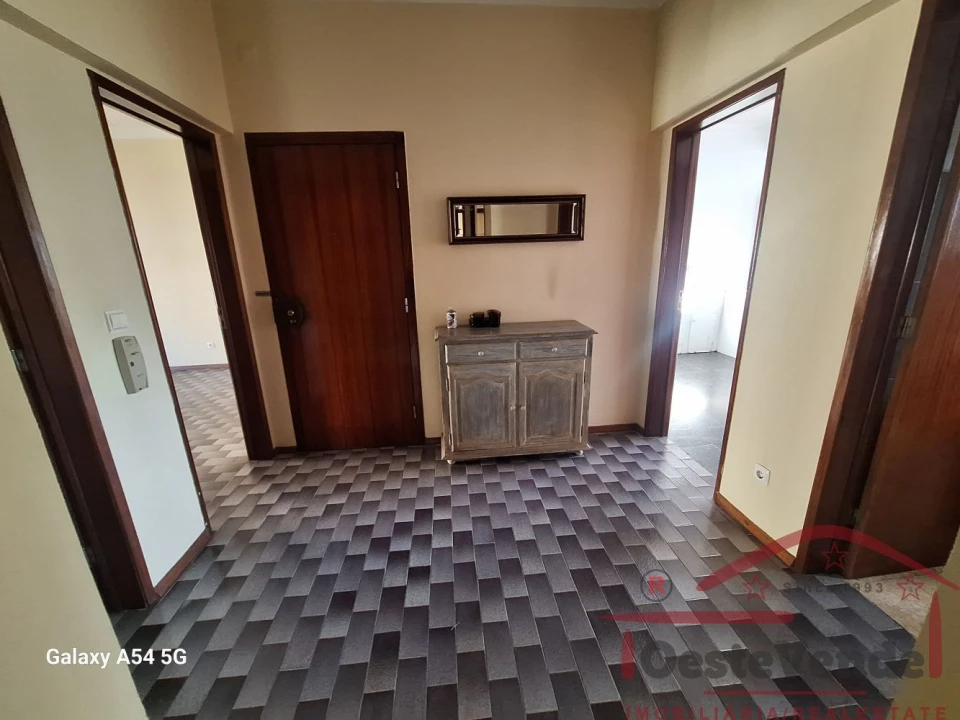 Apartamento T3 para Venda em Cadaval e Pêro Moniz Foto 24