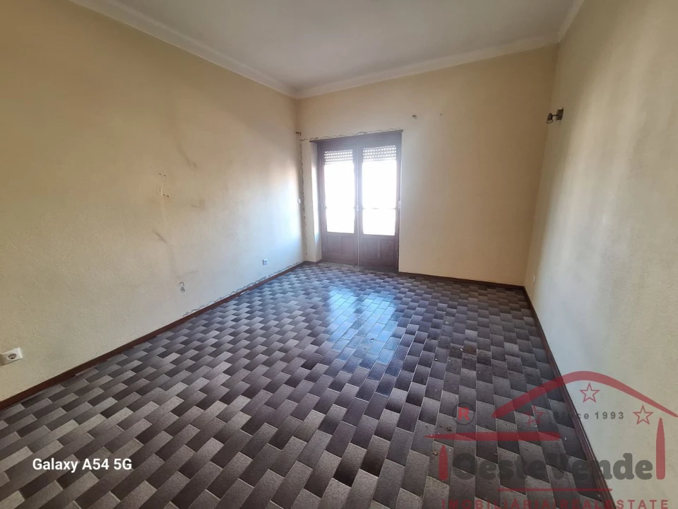 Apartamento T3 para Venda em Cadaval e Pêro Moniz Foto 10