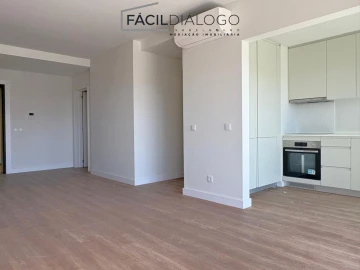 Apartamento T2 para Venda em Sesimbra (Santiago)