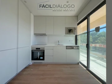 Apartamento T2 para Venda em Sesimbra (Santiago)