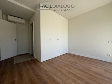 Apartamento T2 para Venda em Sesimbra (Santiago)