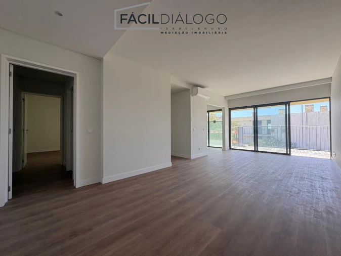 Apartamento T2 para Venda em Sesimbra (Santiago) Foto 8