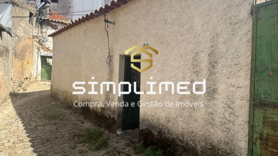Moradia T3 para Venda em Ladoeiro